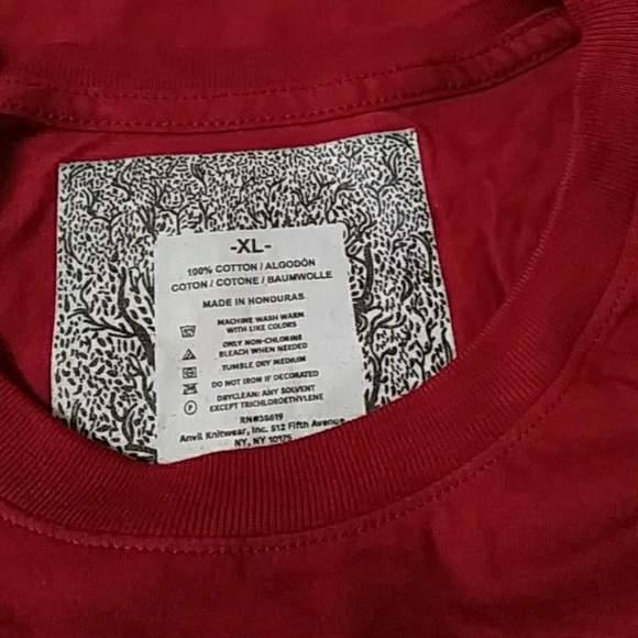 Men's Short Sleeve T-Shirt Burgundy XL Lot of 2 - Picture 4 of 4